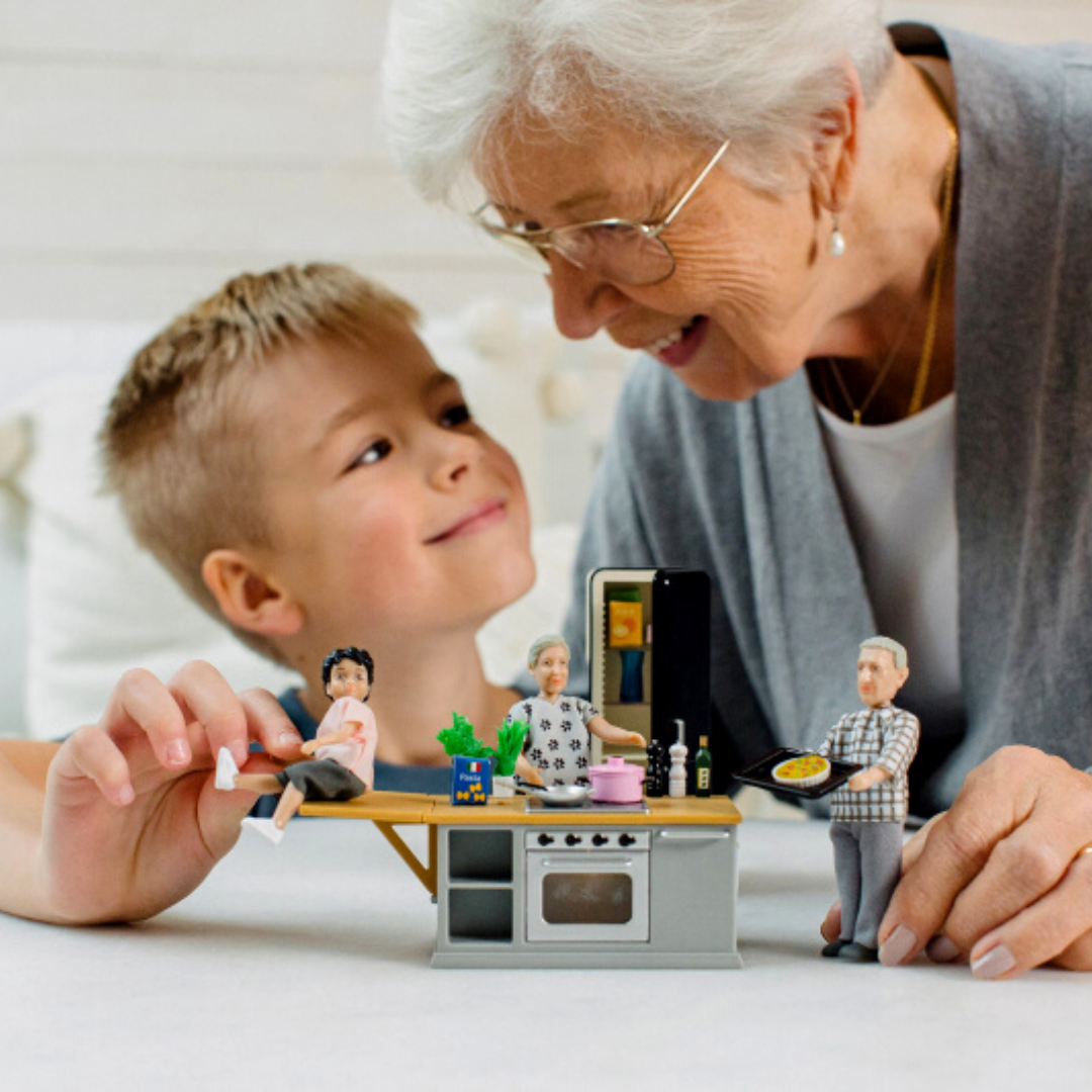 Poppenhuisfiguren opa & oma